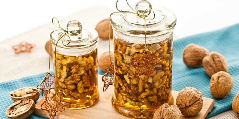 Orašasti plodovi s medom - zdrava hrana koja može povećati mušku potenciju