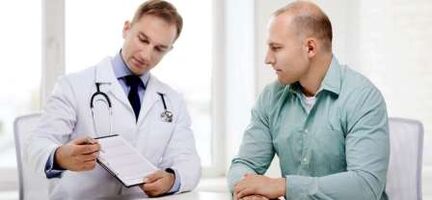 Urolog liječi patološki iscjedak kod muškarca